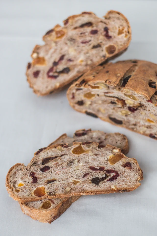 Vánoční chleba – julbröd z kuchařky FIKA, sladká švédská kuchařka.