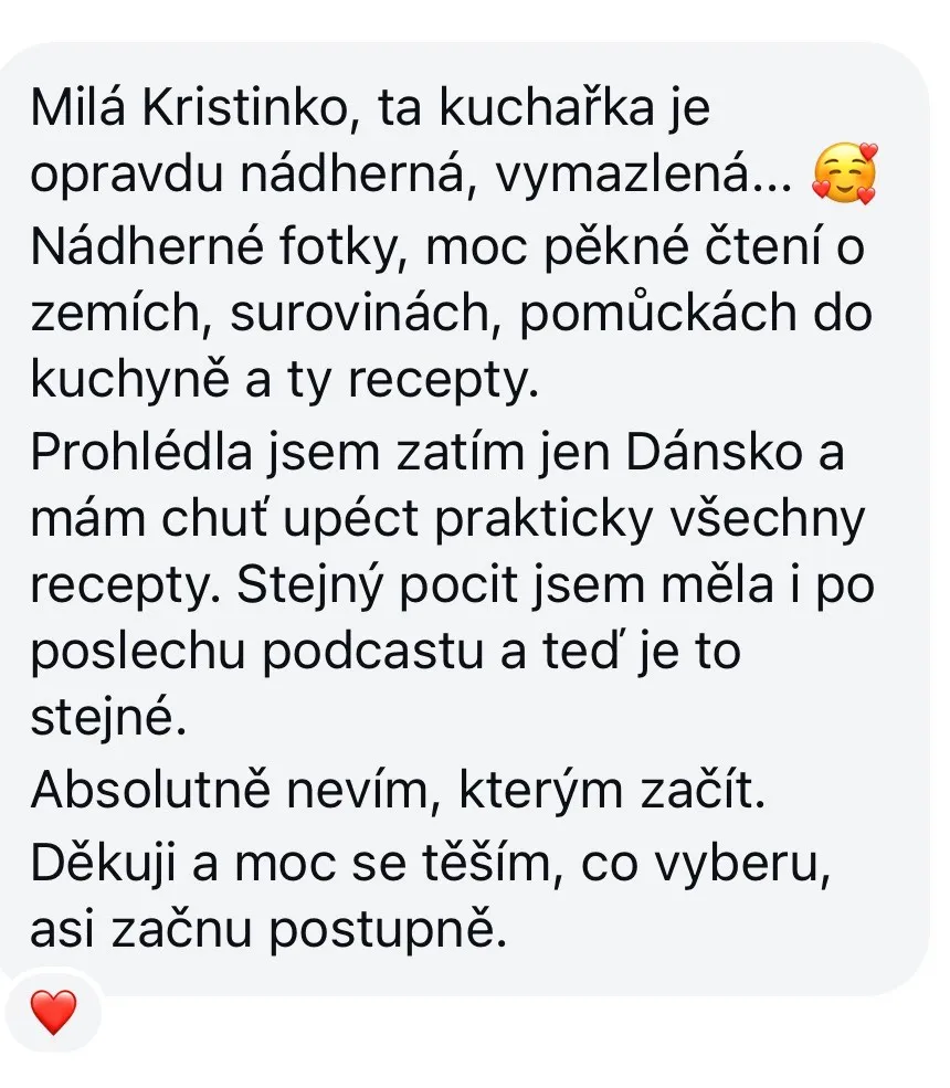 Snímek obrazovky s chválavou zprávou čtenářky na kuchařku Sladká severská kuchařka
