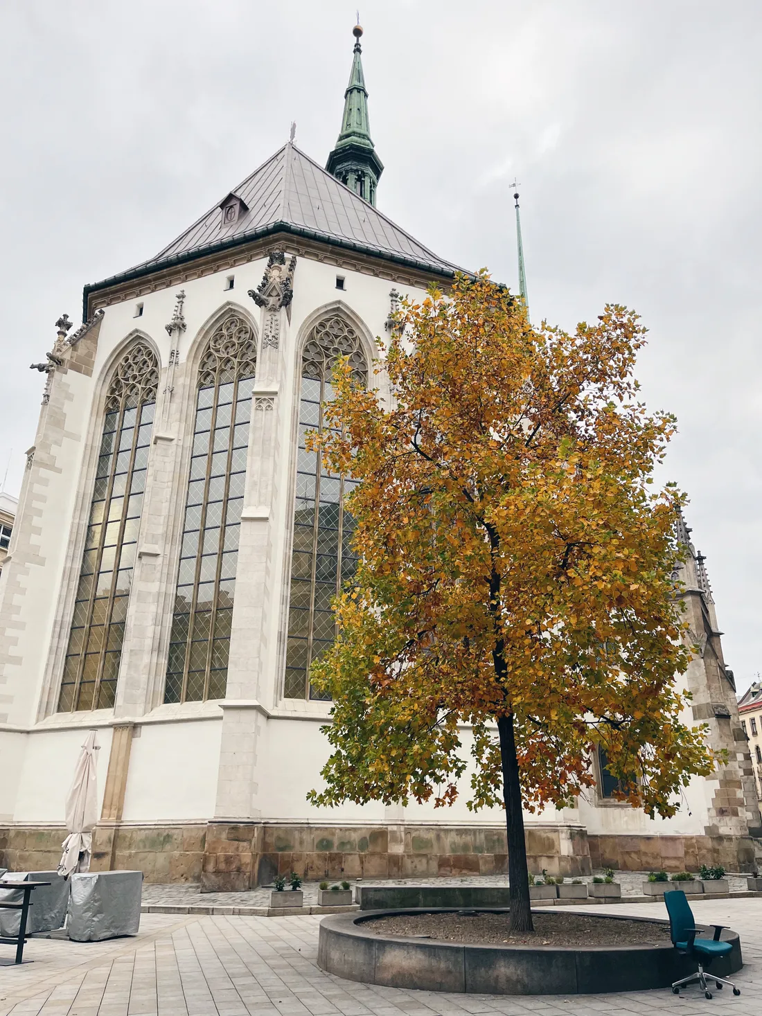 Jakubské náměstí v Brně s věží kostela svatého Jakuba